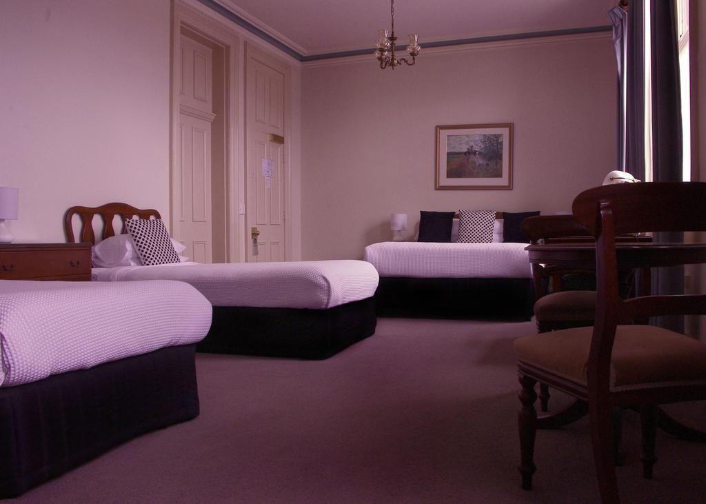 The Hotel Shamrock Μπέντιγκο Δωμάτιο φωτογραφία