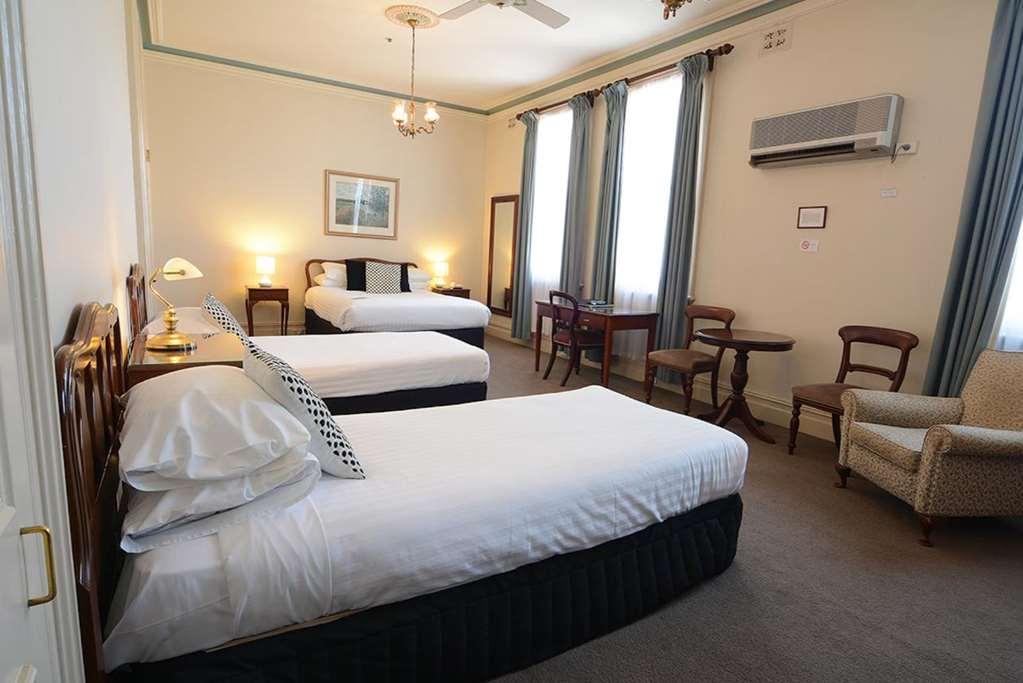 The Hotel Shamrock Μπέντιγκο Δωμάτιο φωτογραφία
